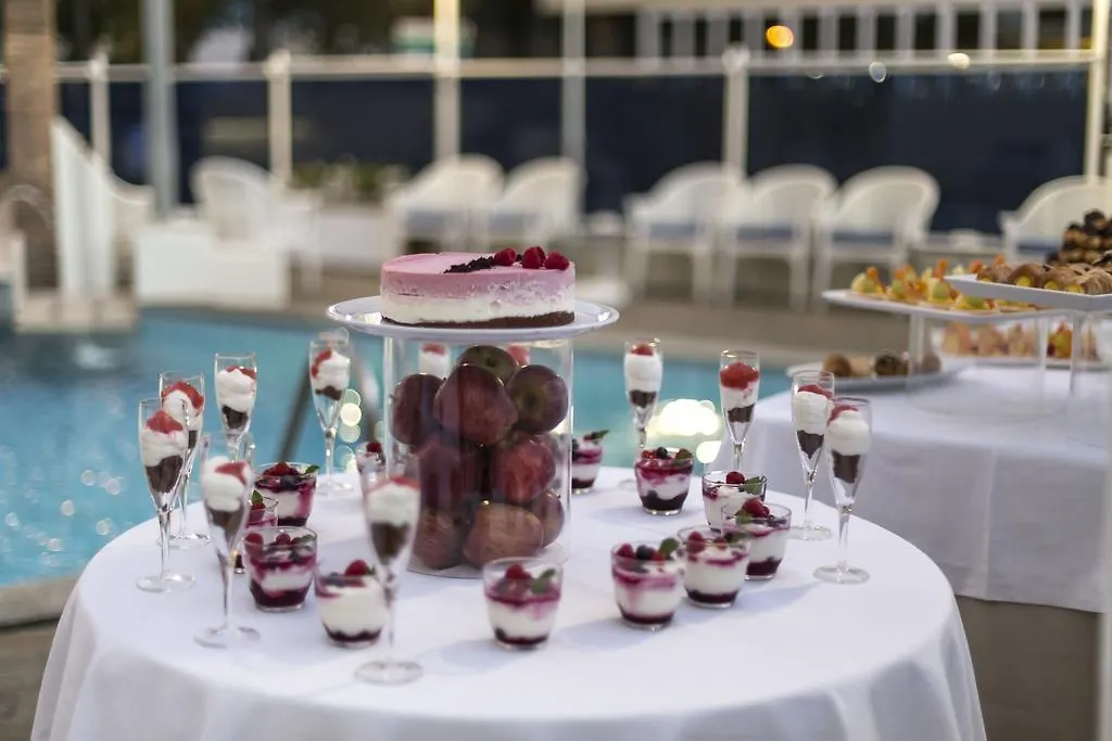 Hotel Abner's Riccione 4*,  Italien